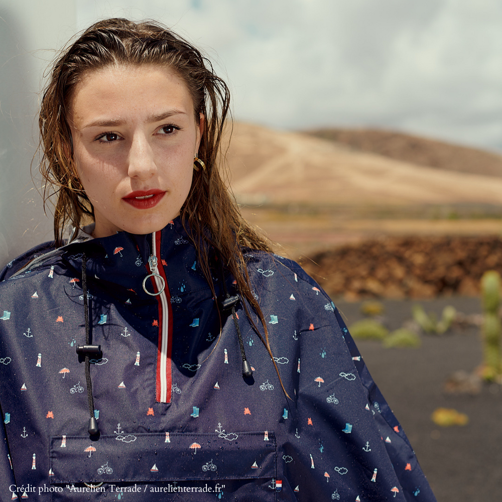 
                      
                        Cape de pluie vélo - Polyester 100% recyclé - Cap' Bonne Espérance
                      
                    