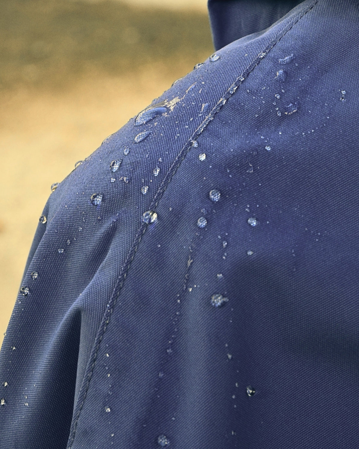 Tissu imperméable et déperlant