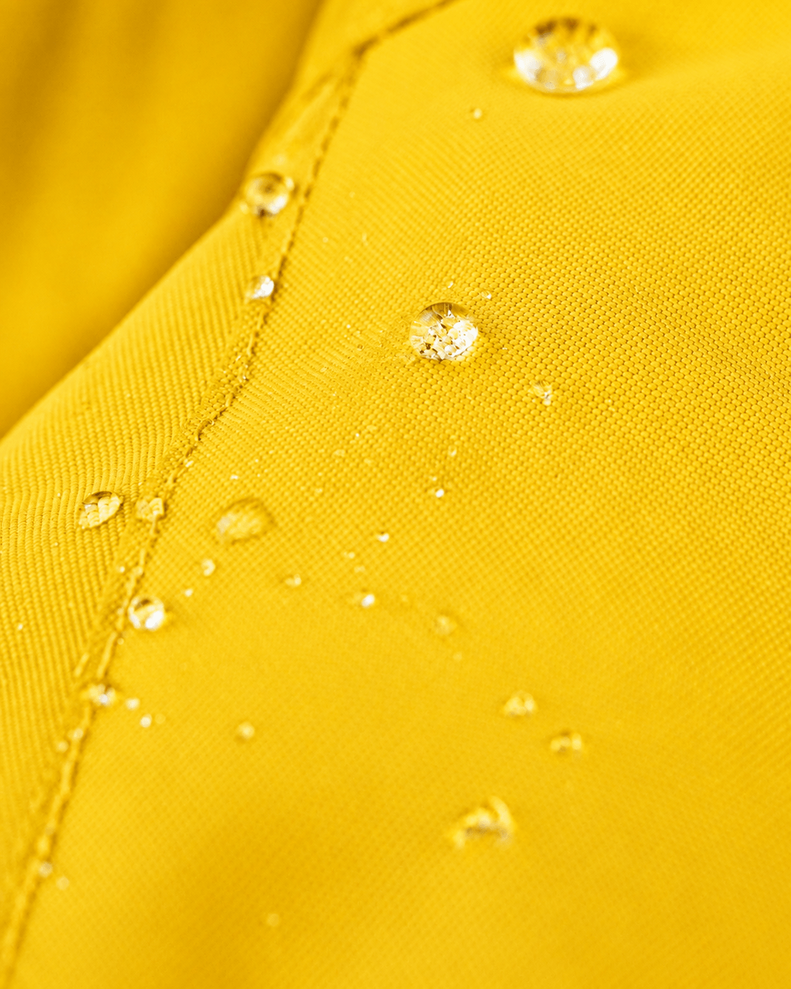 Tissu imperméable et déperlant