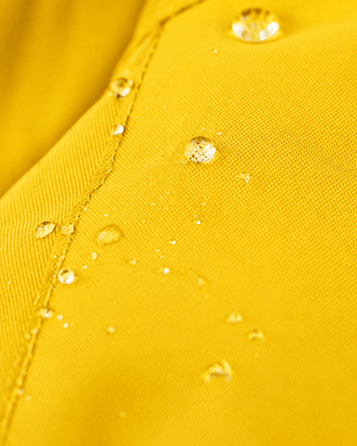 Tissu imperméable et déperlant
